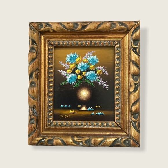 Blue Chrysanthemums Detailed Floral Painting with Vase by Roy Swanson - Picture 3 of 14